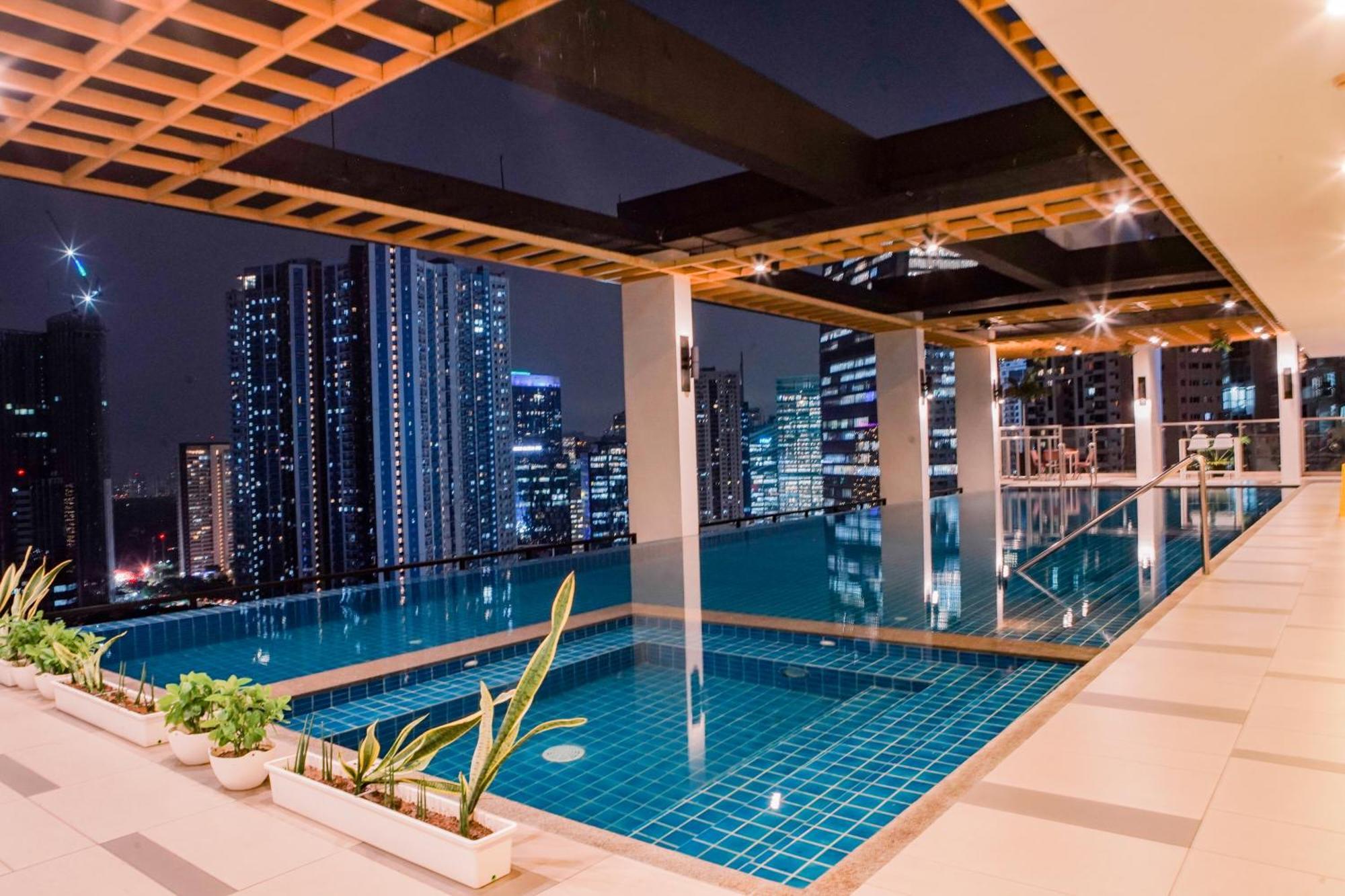 Luxe Suite At Bcct - Bgc'S Prime Studio - Gym, Infinity Pool With Breathtaking Skyline View Taguig Eksteriør bilde